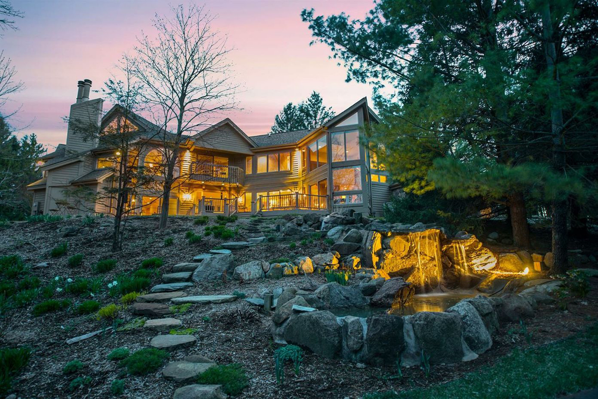 Private Retreat with a Prime Location